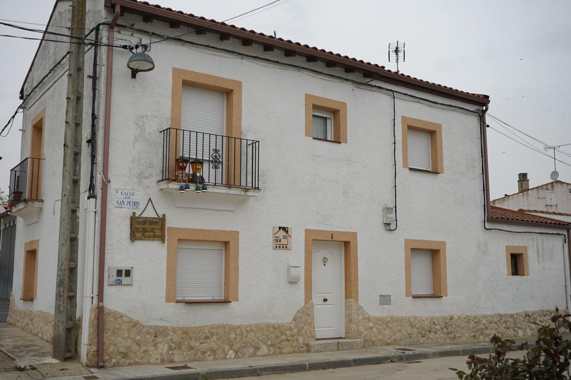 Casa Rural La Abuela Marcelina Foncastin ภายนอก รูปภาพ